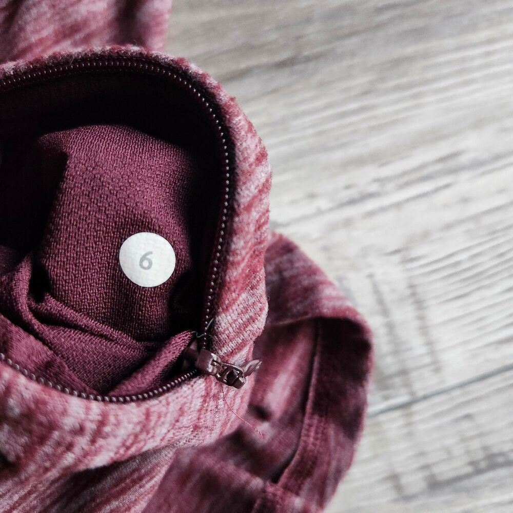 (6) Lululemon half zip jacket - Picture 5 of 7